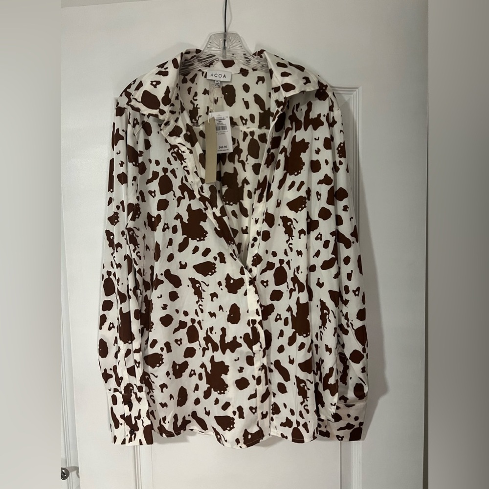 Acoa satin top.